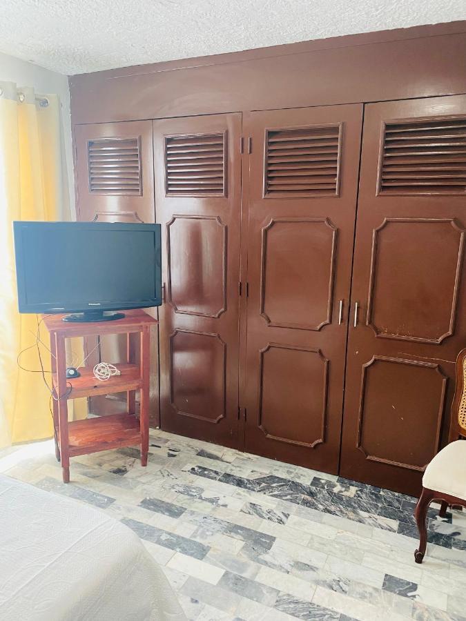 Hostal Guadalajara Cosmopolitan Providencia Luaran gambar