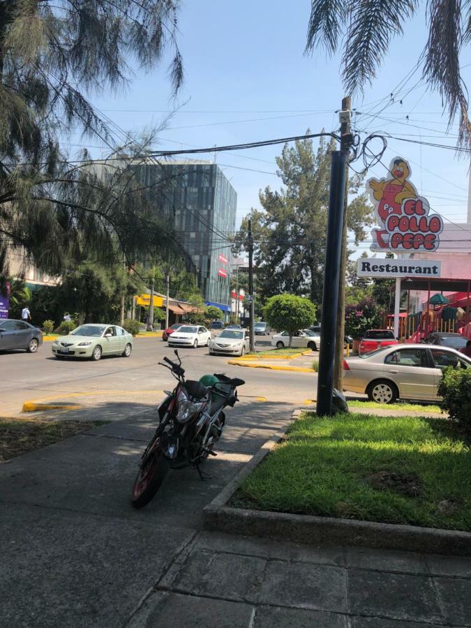 Hostal Guadalajara Cosmopolitan Providencia Luaran gambar